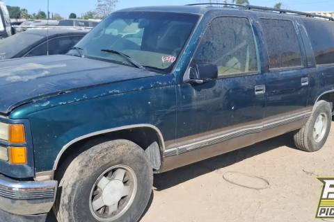 Photo of 1995 Gmc C1500 Suburban