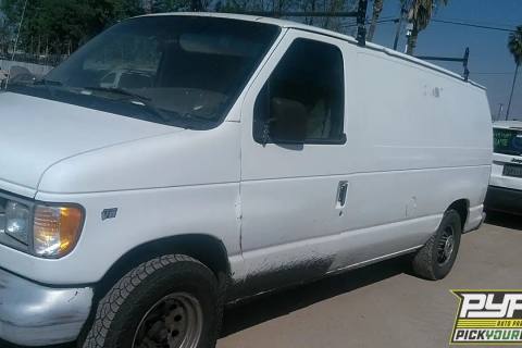 Photo of 2000 Ford E-150 Econoline