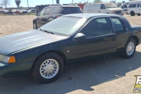 Photo of 1995 Mercury Cougar