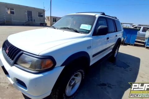 Photo of 2000 Mitsubishi Montero Sport