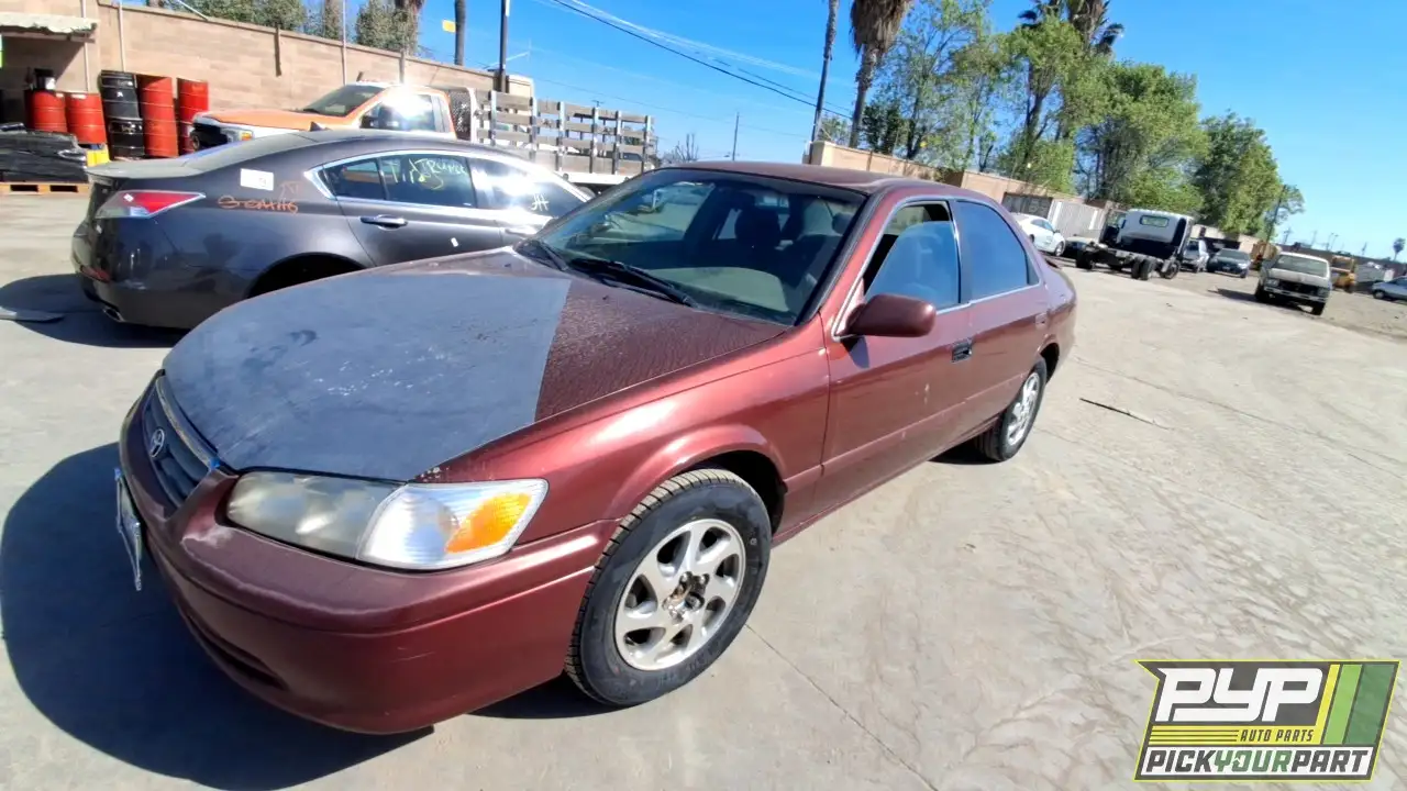 Photo of 2000 Toyota Camry