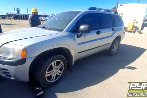Photo of 2005 Mitsubishi Endeavor