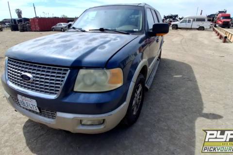 Photo of 2005 Ford Expedition