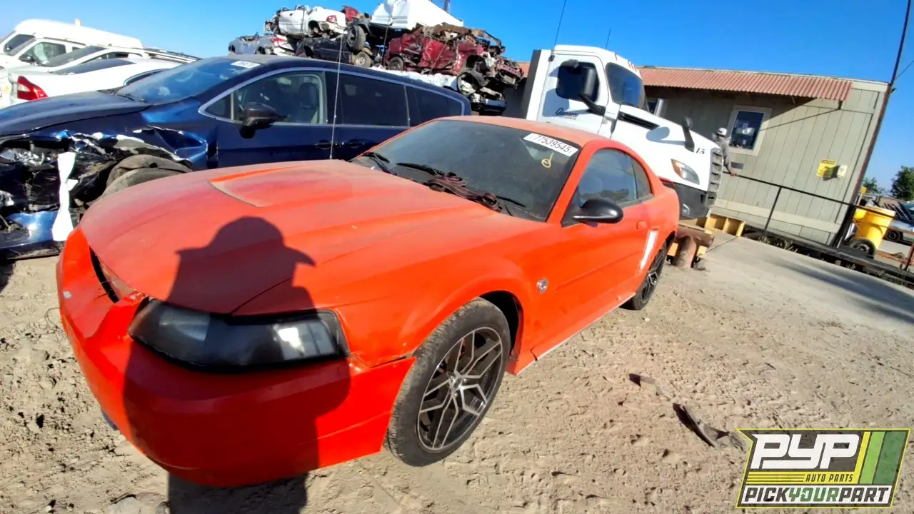 Photo of 2004 Ford Mustang