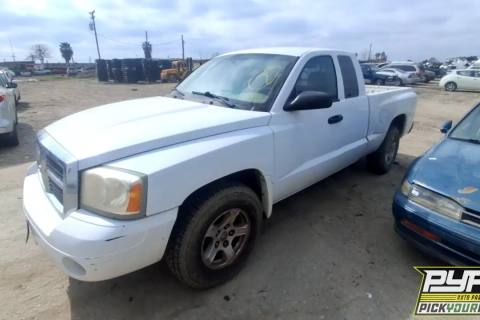 Photo of 2005 Dodge Dakota