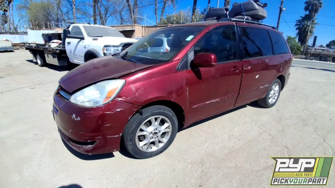 Photo of 2005 Toyota Sienna