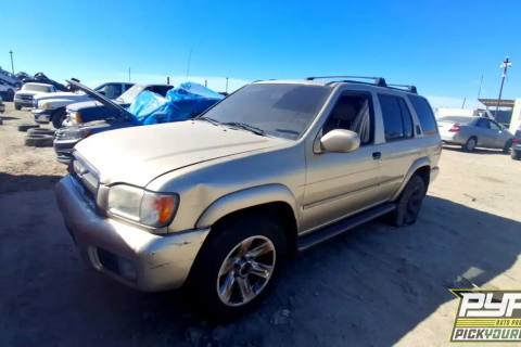 Photo of 2002 Nissan Pathfinder