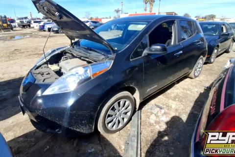 Photo of 2013 Nissan Leaf