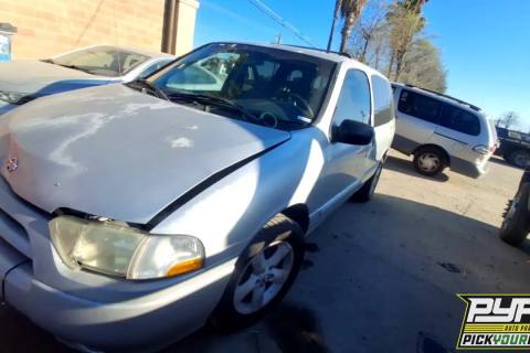Photo of 2002 Nissan Quest