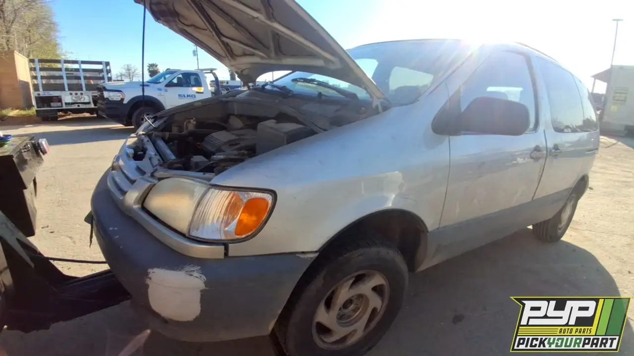 Photo of 2002 Toyota Sienna