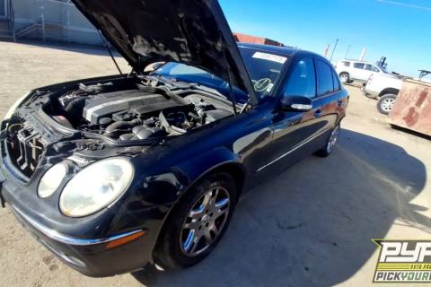 Photo of 2004 Mercedes-Benz E320