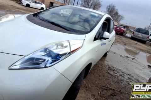 Photo of 2012 Nissan Leaf
