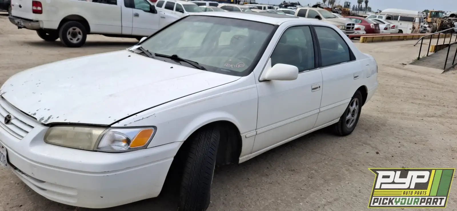Photo of 1999 Toyota Camry