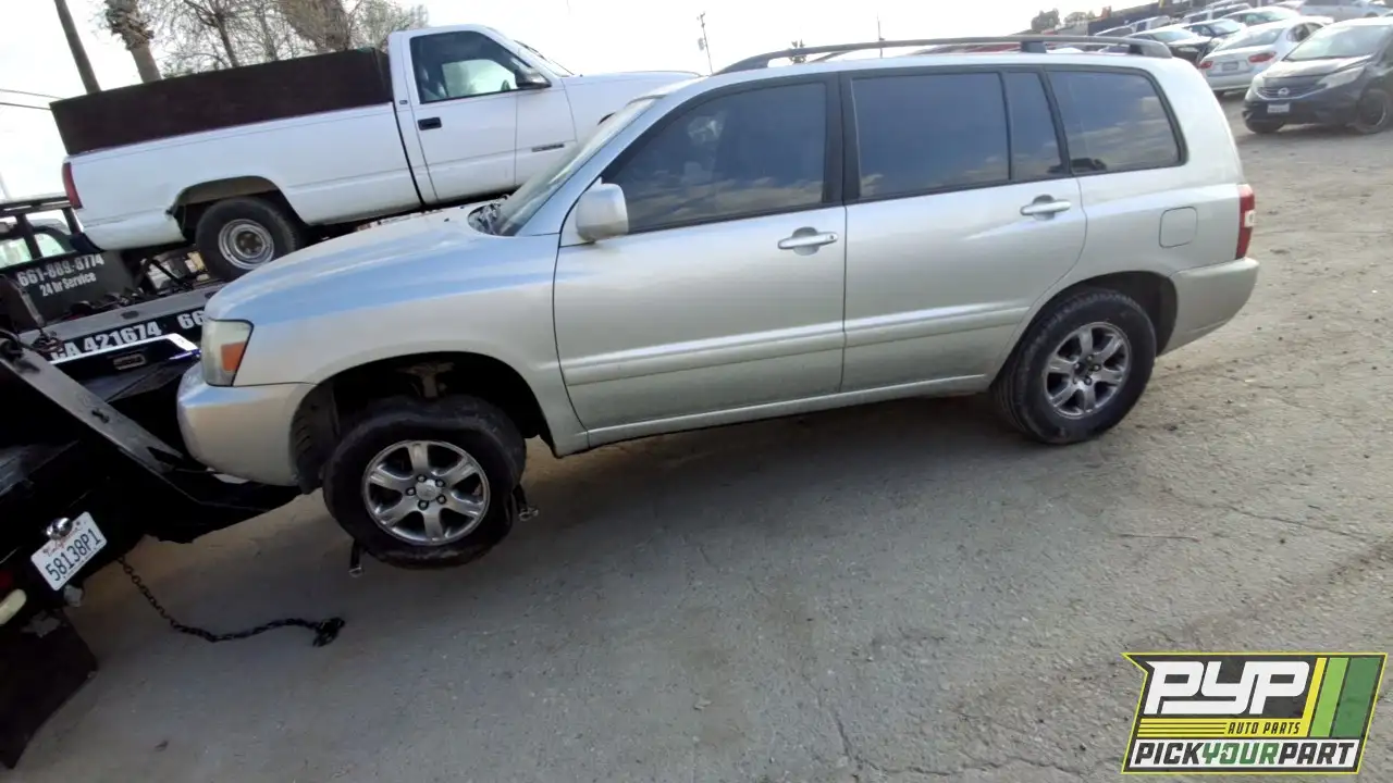 Photo of 2004 Toyota Highlander