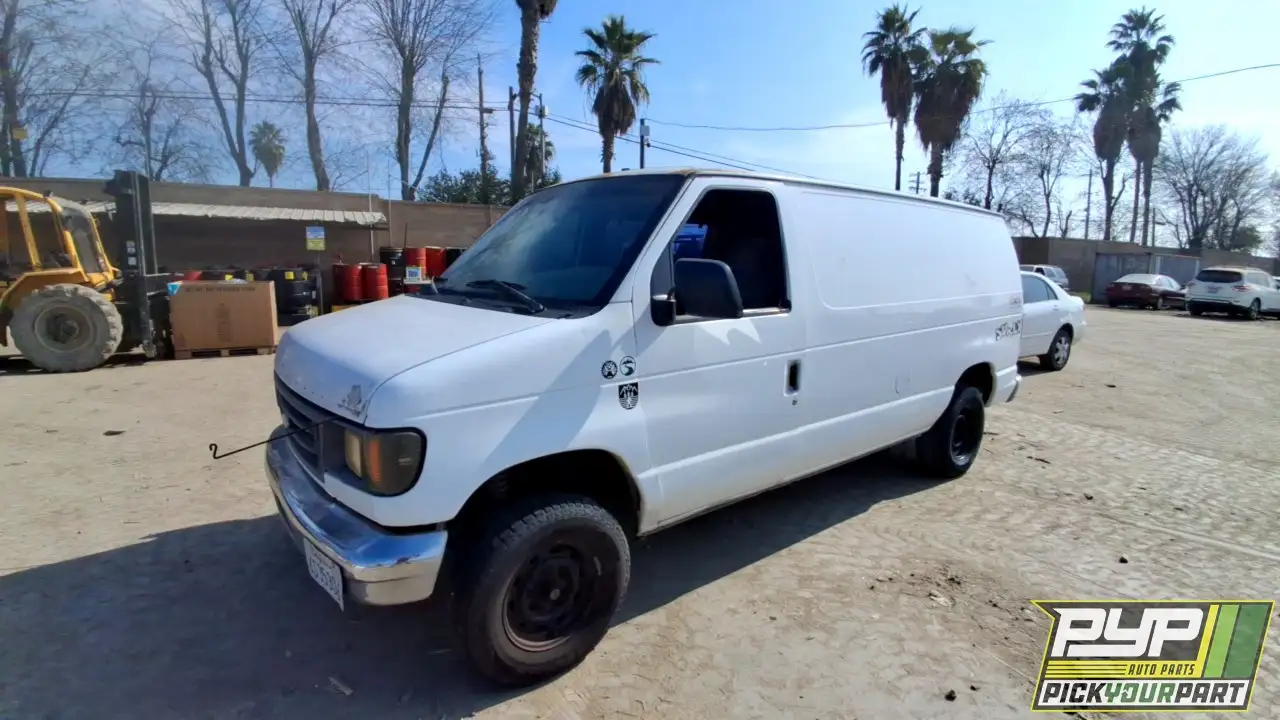 Photo of 2001 Ford E-150 Econoline
