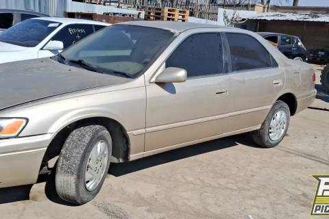 Photo of 1998 Toyota Camry