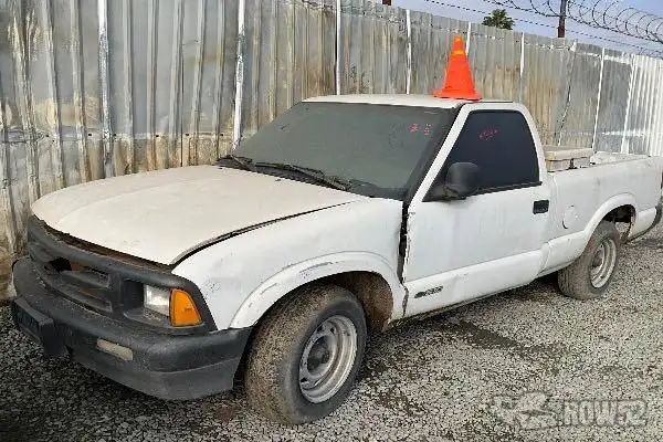 Photo of 1997 Chevrolet S10 Pickup