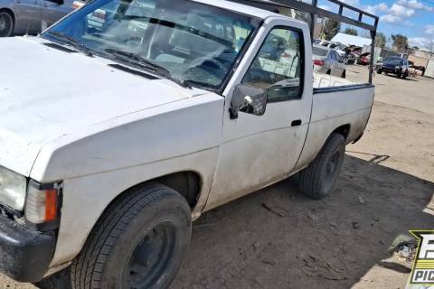 Photo of 1996 Nissan Pickup