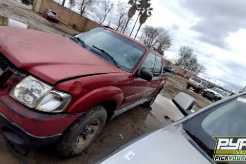 Photo of 2001 Ford Explorer Sport Trac