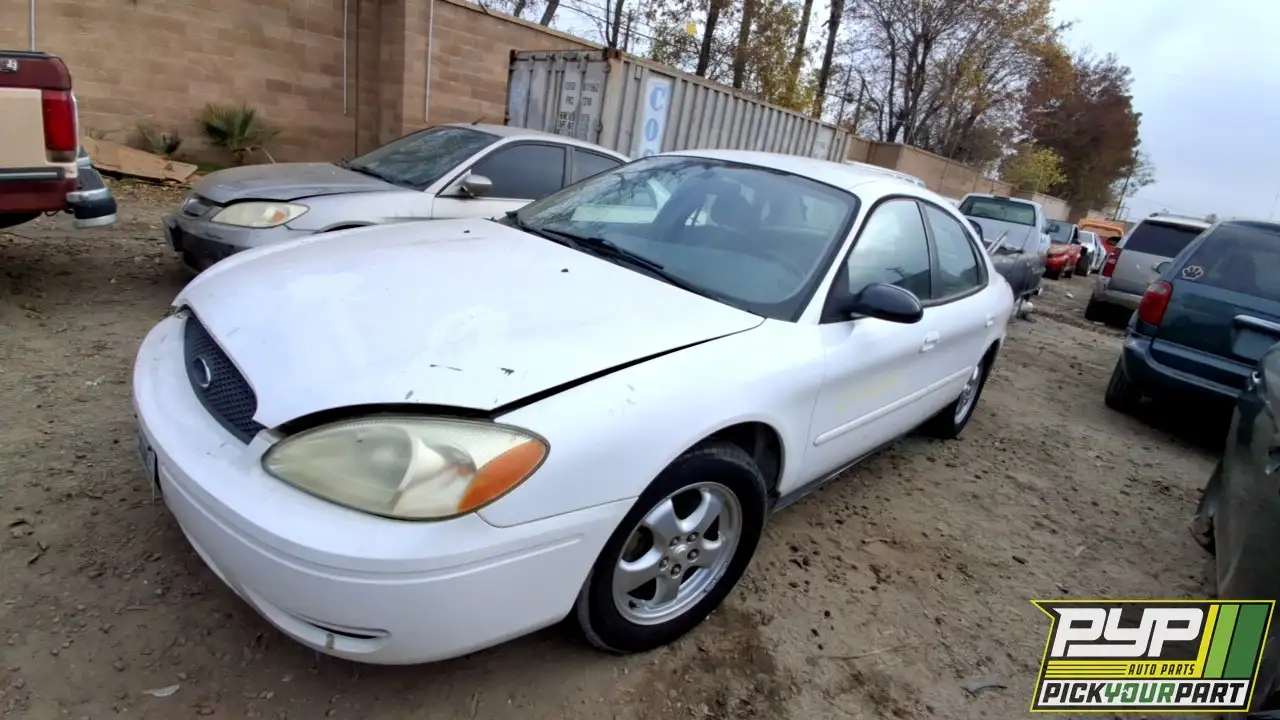 Photo of 2005 Ford Taurus