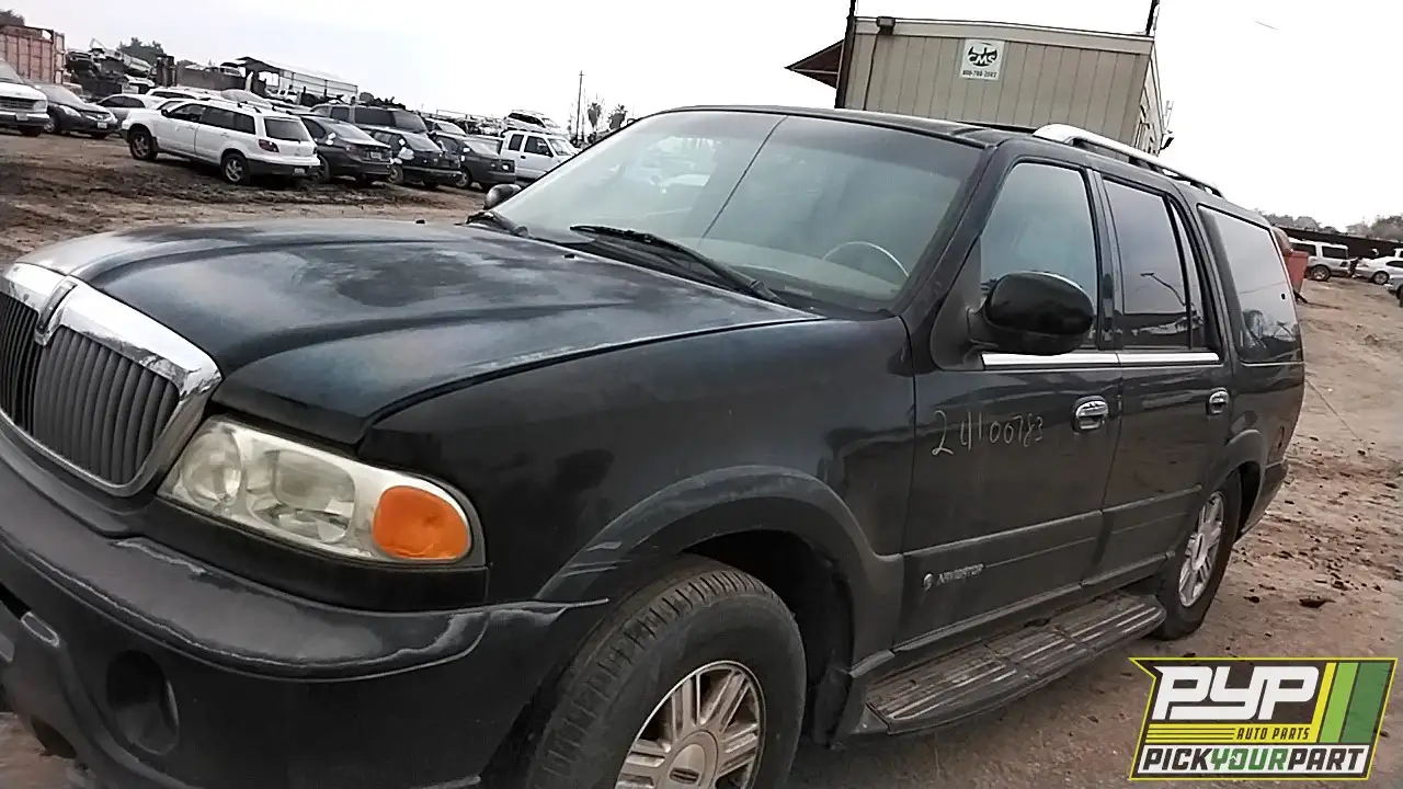 Photo of 2002 Lincoln Navigator