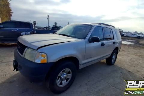 Photo of 2005 Ford Explorer