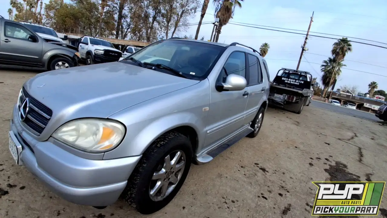 Photo of 2000 Mercedes-Benz Ml430