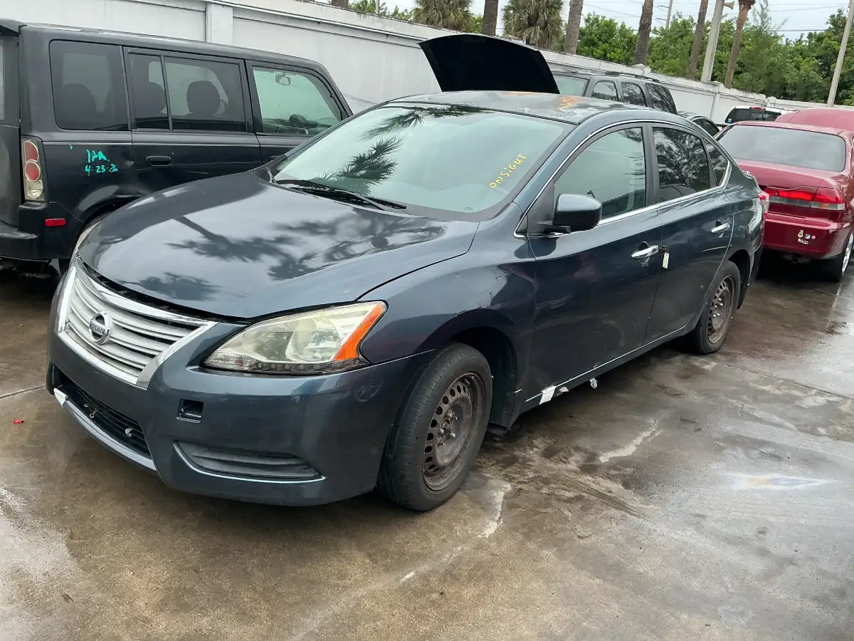 Photo of 2014 Nissan Sentra