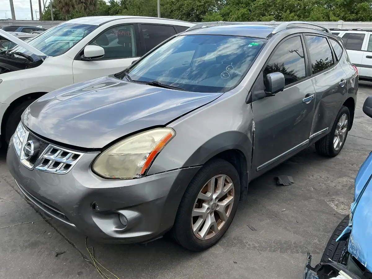 Photo of 2012 Nissan Rogue