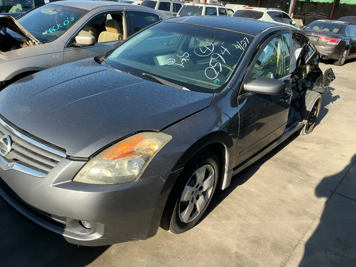 Photo of 2008 Nissan Altima