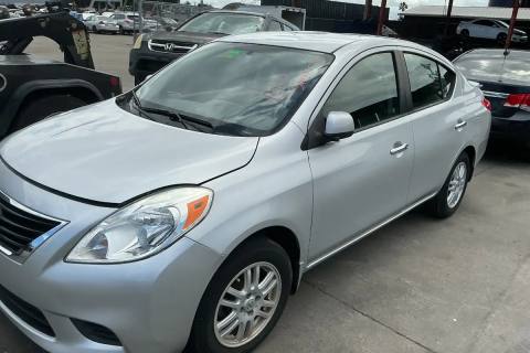 Photo of 2013 Nissan Versa