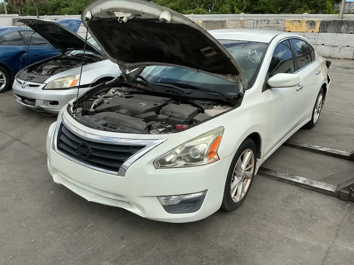 Photo of 2013 Nissan Altima