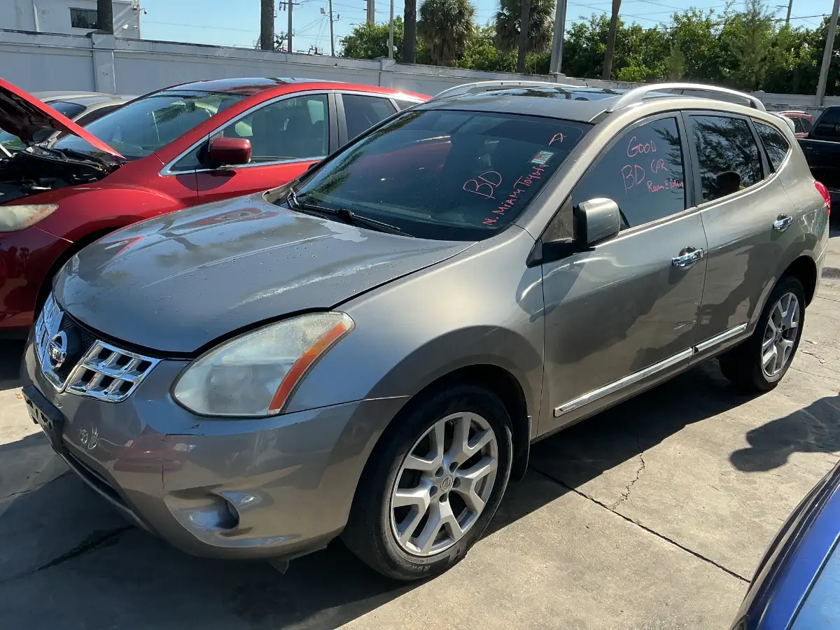 Photo of 2012 Nissan Rogue