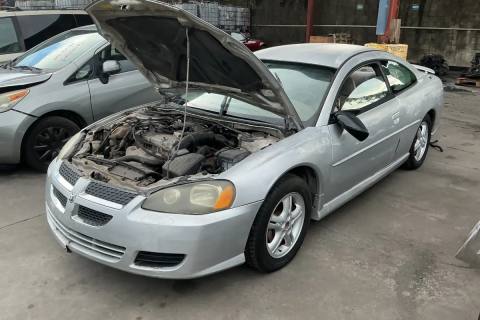 Photo of 2005 Dodge Stratus
