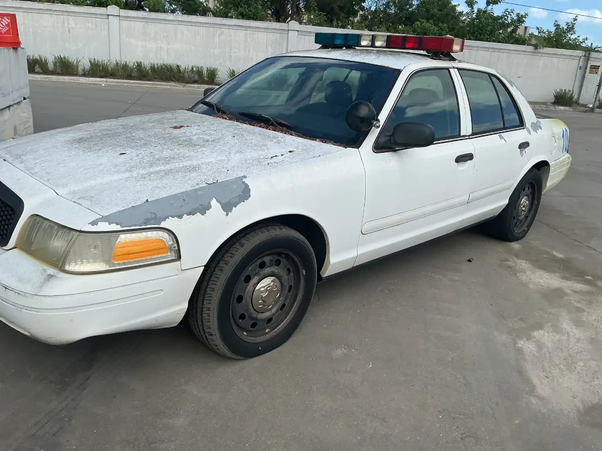 Photo of 2007 Ford Crown Victoria