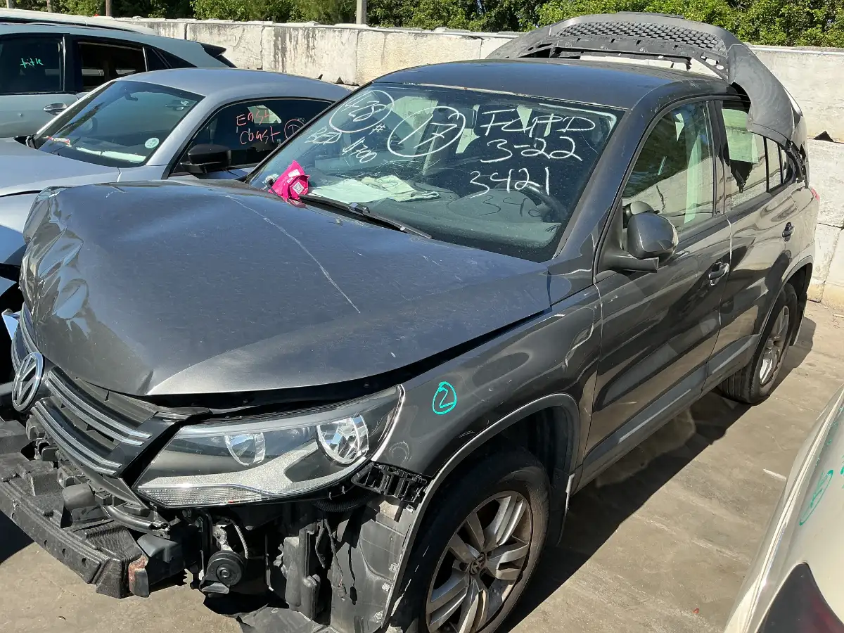 Photo of 2014 Volkswagen Tiguan