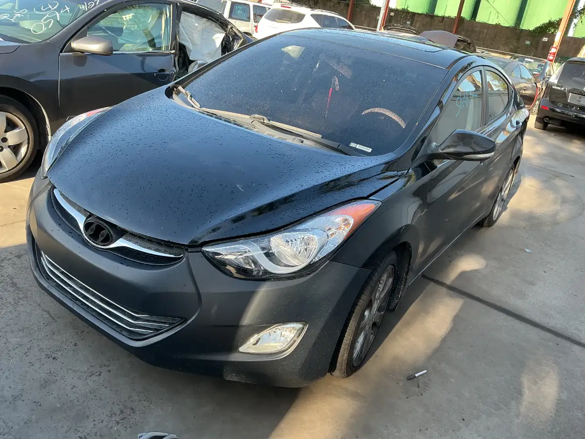 Photo of 2012 Hyundai Elantra