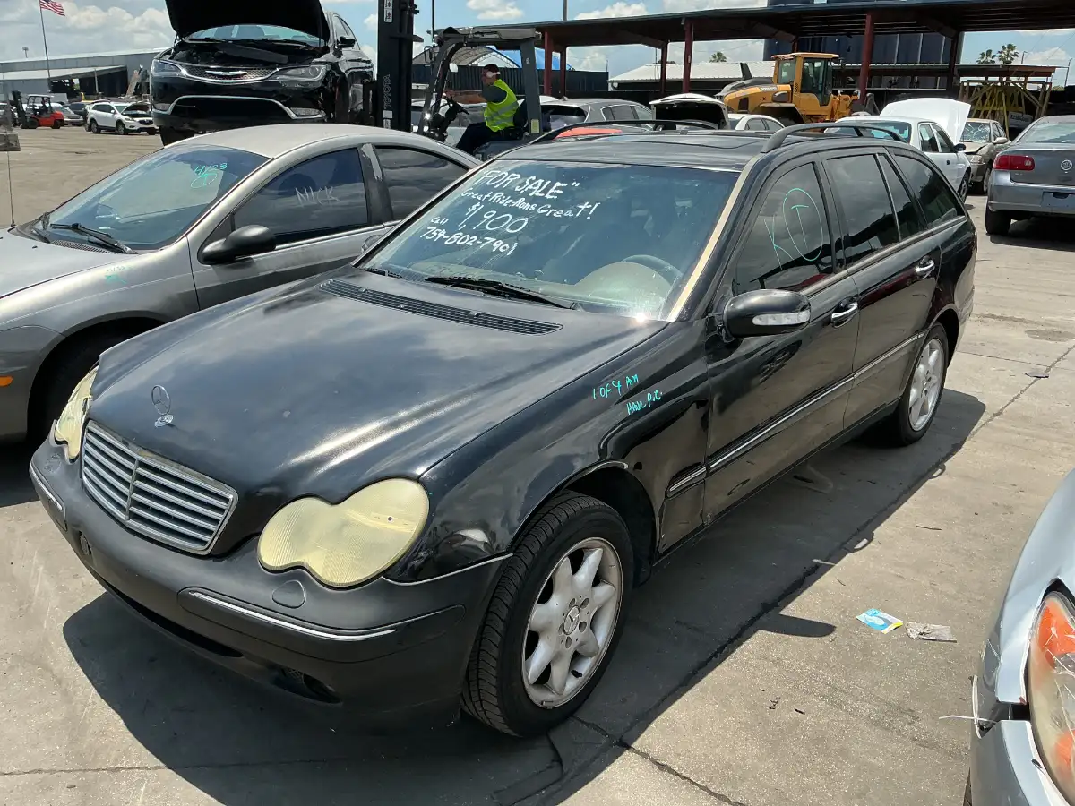 Photo of 2002 Mercedes-Benz C-Class