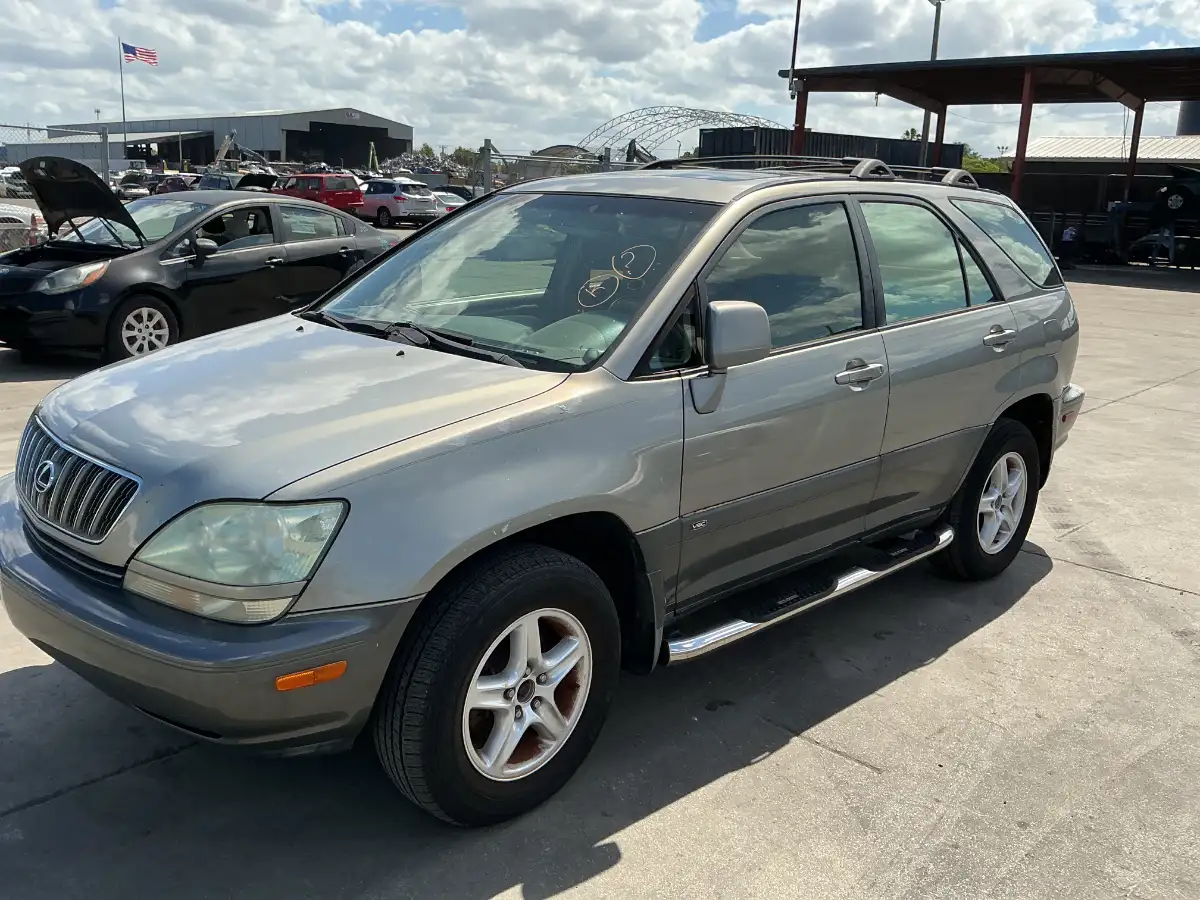 Photo of 2001 Lexus Rx 300