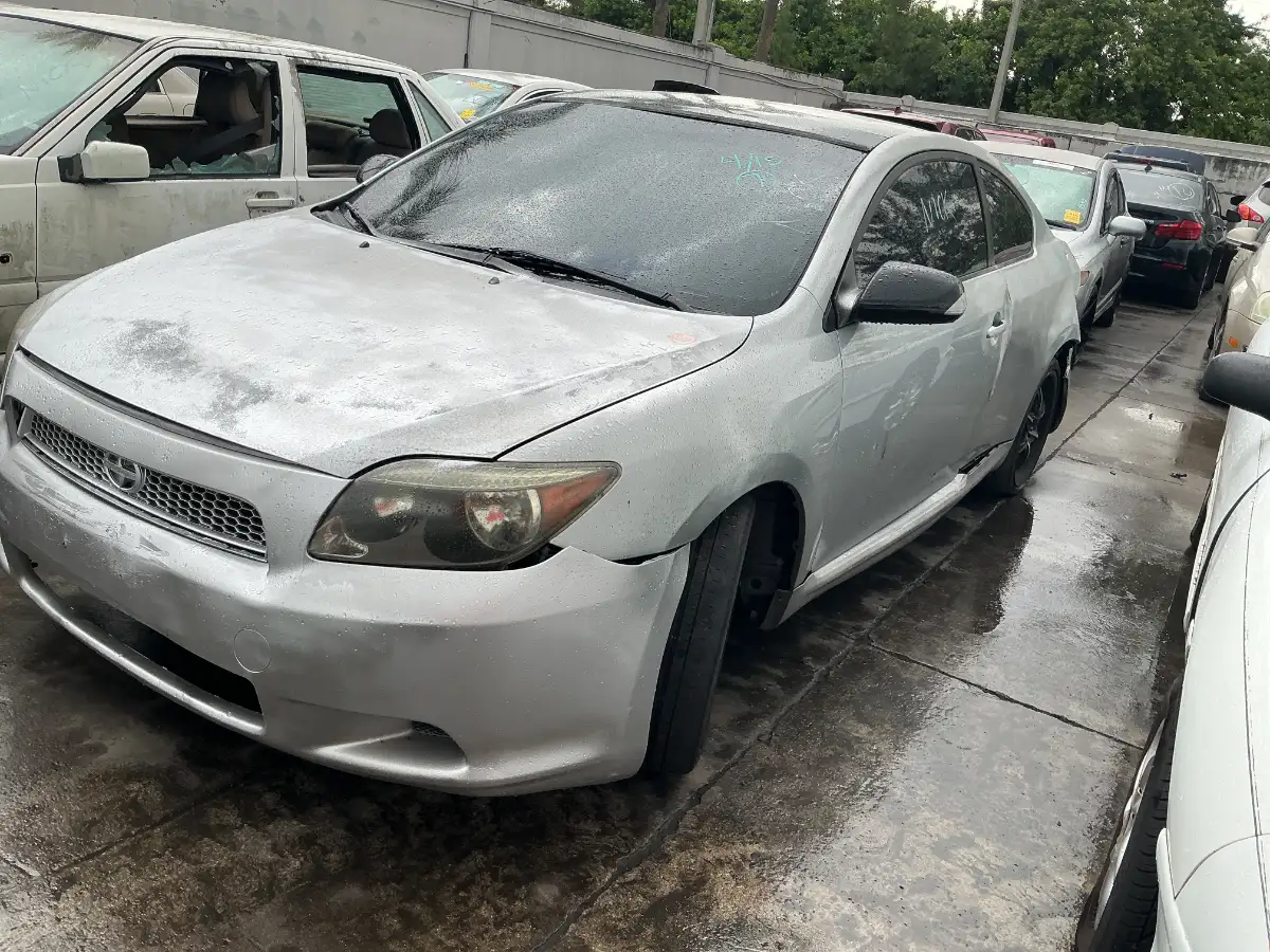 Photo of 2005 Scion Tc