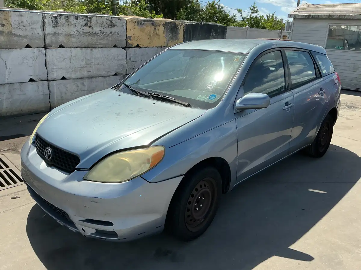 Photo of 2004 Toyota Matrix