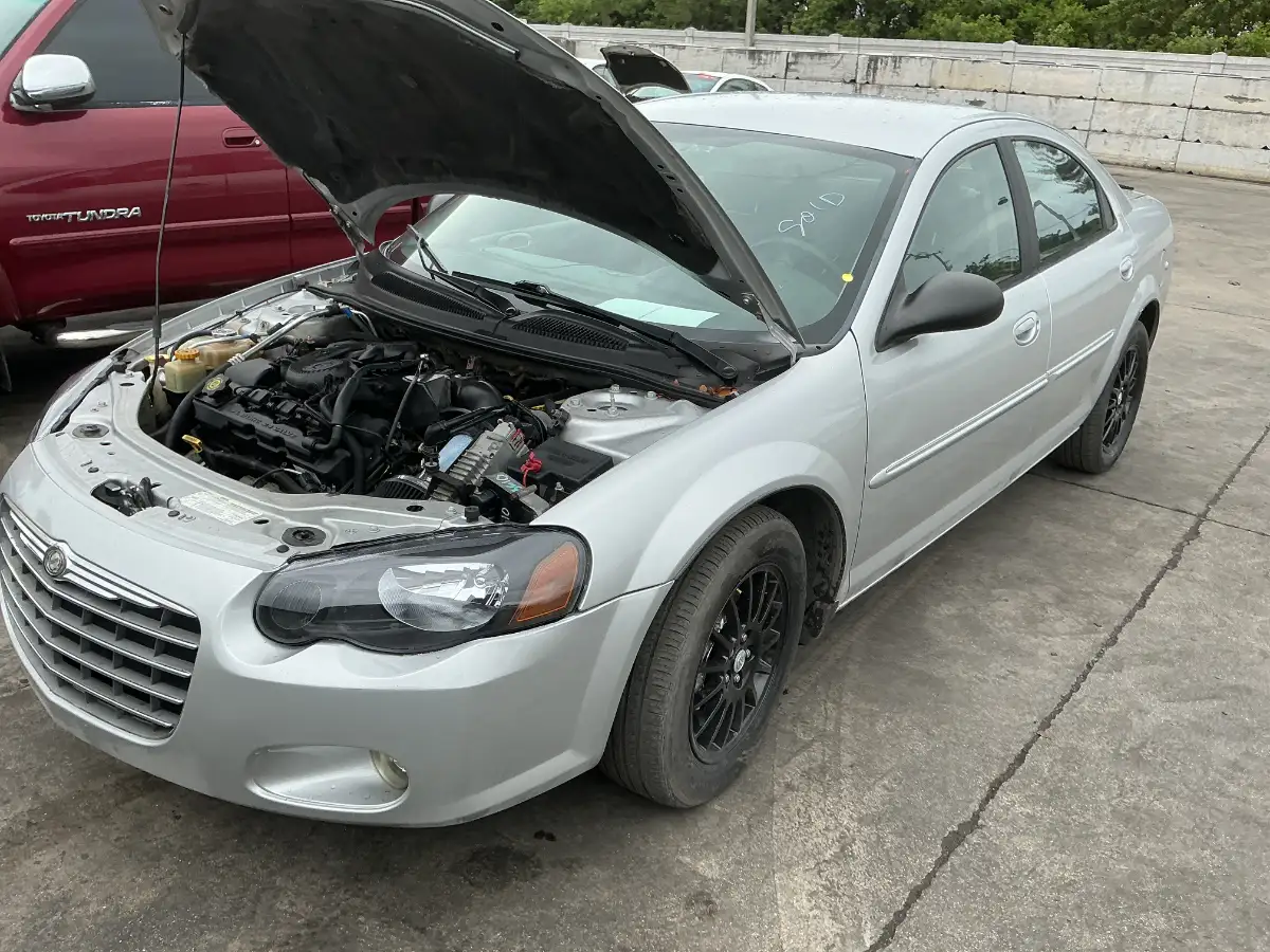 Photo of 2004 Chrysler Sebring
