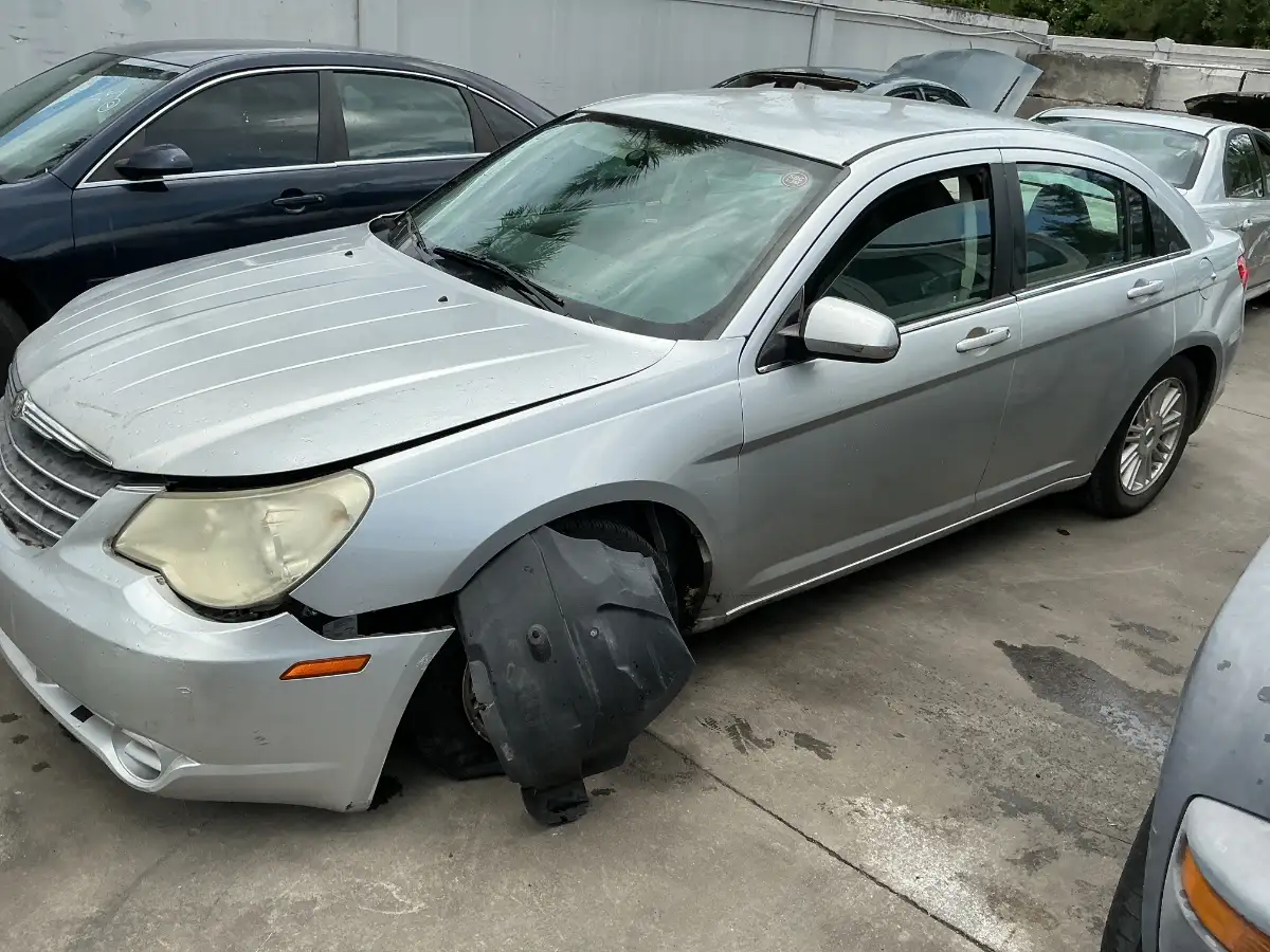 Photo of 2008 Chrysler Sebring