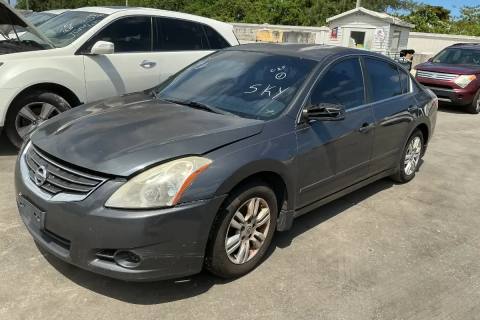 Photo of 2010 Nissan Altima