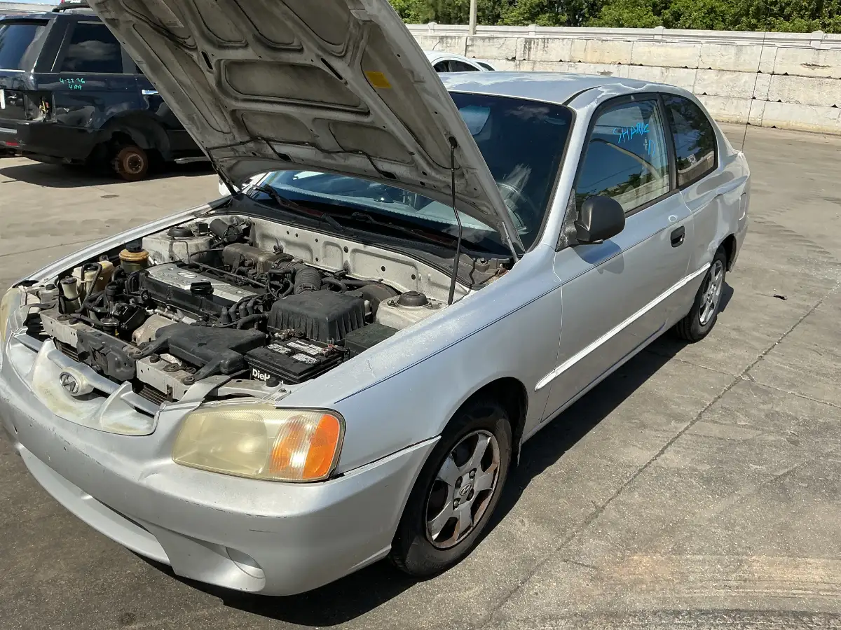Photo of 2002 Hyundai Accent