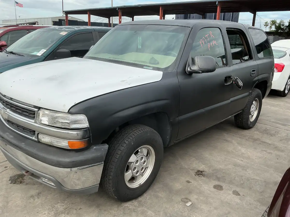 Photo of 2000 Chevrolet Tahoe
