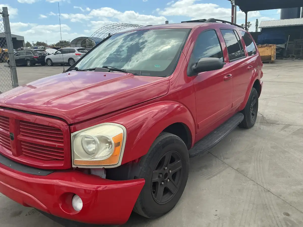 Photo of 2004 Dodge Durango