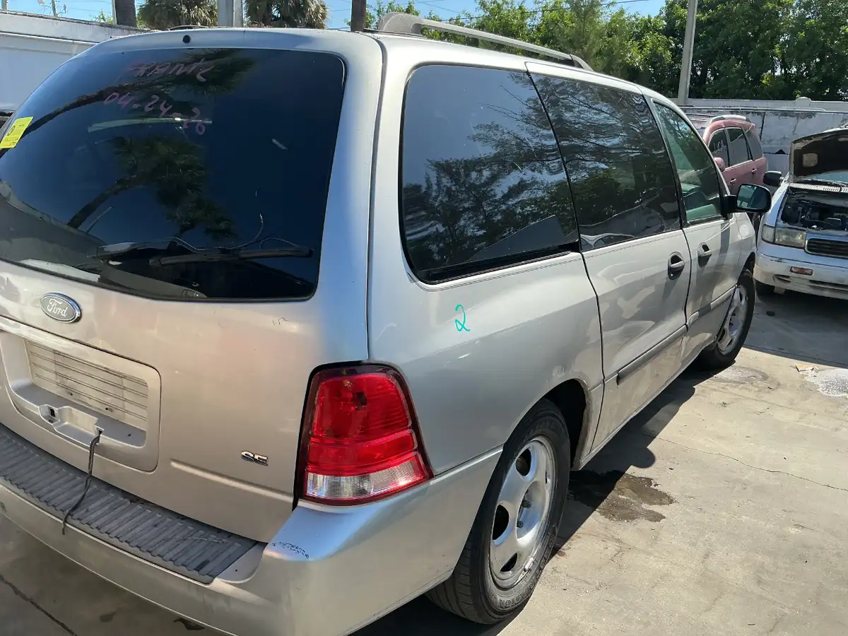Photo of 2006 Ford Freestar