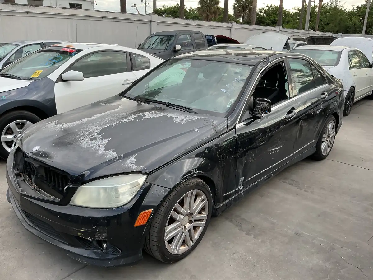 Photo of 2009 Mercedes-Benz C-Class
