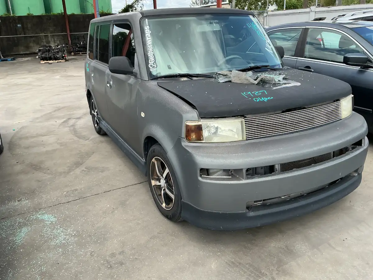 Photo of 2004 Scion Scion Xb